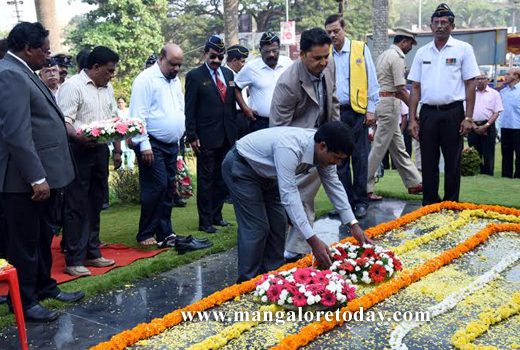 Debt-ridden man ends life near Padil 1